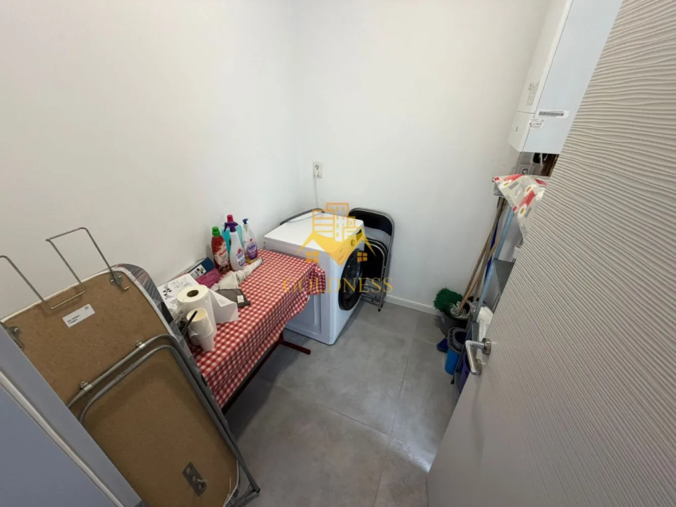 Casa 4 camere, Parcare, Cartier Iris, Zona Auchan, Oasului