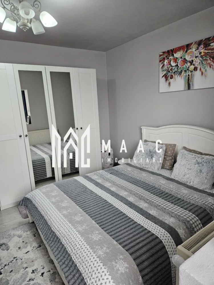 Apartament 2 Camere | 56 MPU | 2 Balcoane | Pivniță | Terezian - MAAC Imobiliare vă propune spre vânzare un apartament spațios cu 2 camere, situat la etajul 6, în zona Terezian Caracteristici principale Suprafață utilă: 56 mp etajul 6 compartimentare practică și luminoasă 2 balcoane (unul deschis, unul închis) pivniță/boxă generoasă inclusă Compartimentare living spațios cu acces la balcon deschis dormitor cu balcon închis bucătărie separată + cămară baie hol Dotări și stare apartament renovat în 2017 se vinde complet mobilat și utilat pregătit pentru mutare imediată Avantaje suprafață generoasă pentru un apartament de 2 camere spații de depozitare suplimentare (cămară + pivniță) două balcoane pentru confort sporit ideal pentru locuit sau investiție Pentru mai multe detalii sau pentru programarea unei vizionări, vă rugăm să ne contactați și să menționați ID-ul proprietății: CP3008159. }}