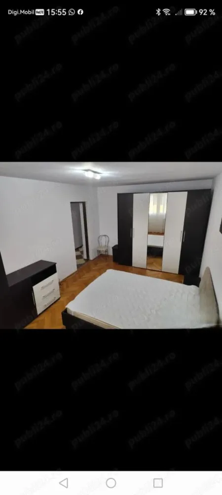 De inchiriat apartament 2 camere Mazepa - Se ofera spre inchiriere apartament cu 2 camere situat central in zona Agentiei de Voiaj, Cartier Mazepa. Apartamentul ofera acces facil catre puncte de interes, magazine, transport si servicii. Se inchiriaza pentru minim 12 luni. La incheierea contractului se achita o chirie de 400 euro, o garantie de 500 euro si comisionul agentiei imobiliare. In cazul in care se doreste incetarea contractului mai devreme de 12 luni se pierde garantia. Garantia va fi restituita daca sunt respectate clauzele contractuale. Se inchiriaza doar cu contract incheiat la notar si inregistrat la ANAF. Nu se accepta animale de companie. Pentru mai multe detalii sau programarea unei vizionari va rog sa sunati la numarul de telefon 0746.252.252 Liliana Ene. }}