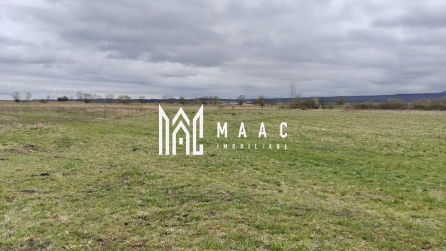 Teren extravilan I 2400 mp I Arabil I Teren drept I Cristian - MAAC Imobiliare vă prezintă spre achiziție un teren situat în extravilanul localității Cristian, județul Sibiu. Caracteristicile terenului Suprafață totală: 2400 mp Dimensiuni: aproximativ 19 m deschidere și 132 m lungime Formă regulată, ușor de gestionat Categoria de folosință: arabil Teren drept, fără înclinație Accesul se poate face cu mașină de teren, drumul fiind practicabil pentru vehicule off‑road. Pentru informații suplimentare, contactați MAAC Imobiliare și menționați ID CP3016305. }}