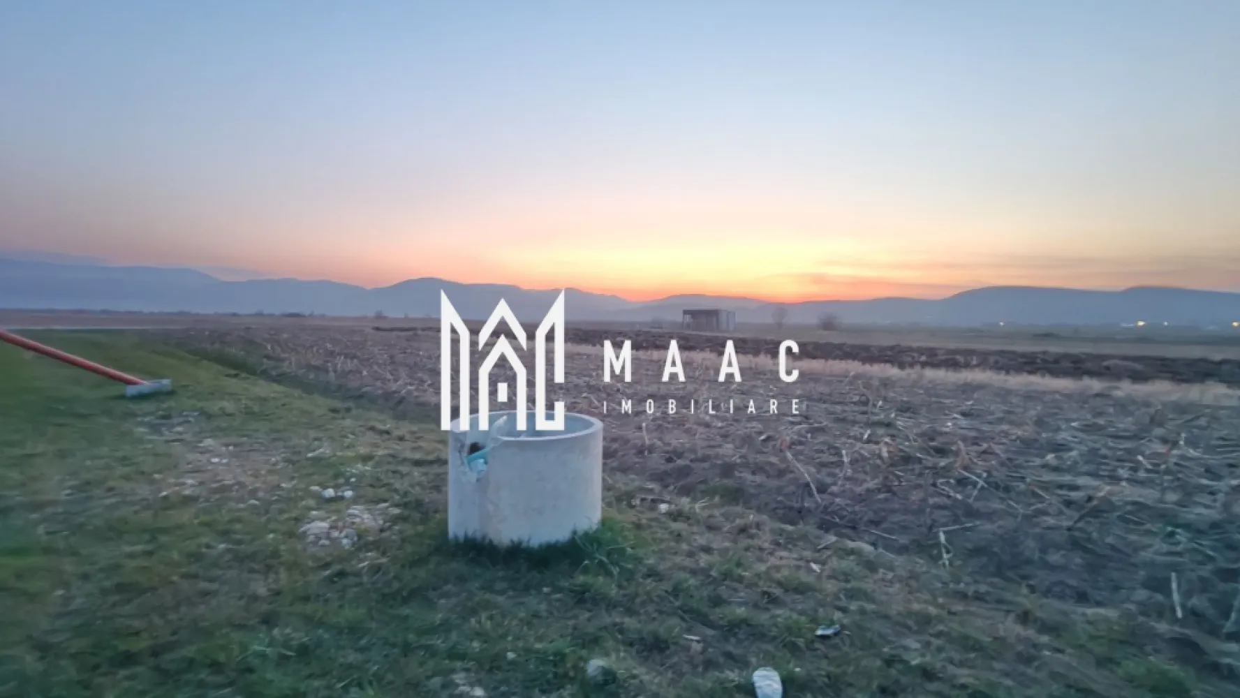 Teren intravilan I 454 mp I Investiție I La Sere- Cristian - MAAC Imobiliare oferă spre vânzare parcele de teren intravilan situate în zona „La Sere” din Cristian, parte dintr-un proiect de dezvoltare rezidențială aflat în plină expansiune. Caracteristicile parcelelor: formă regulată, ușor de integrat în proiecte de construcție. front stradal de 15 m și aproximativ 33 m lungime. categoria: curți–construcții. Certificatul de urbanism permite realizarea de locuințe individuale sau duplexuri. Proiectele pentru introducerea utilităților sunt în curs de implementare. Zonă în continuă transformare, destinată construcțiilor cu regim redus de înălțime. Acces facil atât din Cristian, cât și din DN1. Străzi late, gândite pentru un cartier modern și aerisit. Pentru detalii suplimentare, contactați MAAC Imobiliare și menționați ID CP3010105. }}