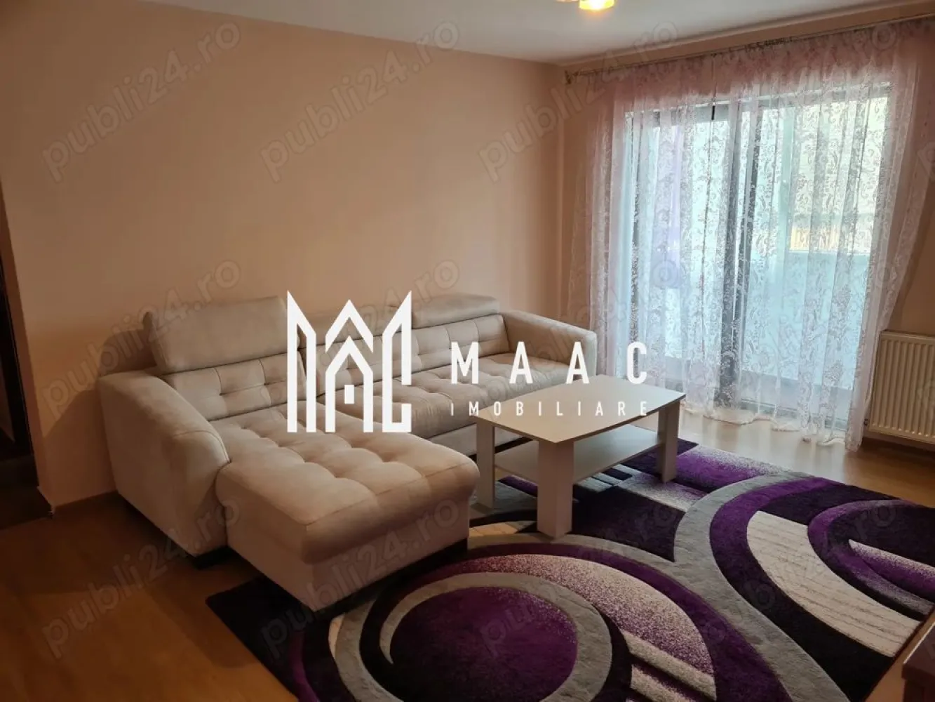 Apartament 2 camere I 55mp I Etaj 1 I Zona Turnisor - Maac imobiliare ofera spre inchiriere apartament cu 2 camere la etajul 1. Compartimentarea imobilului: Hol de acces, living spațios, dormitor matrimonial, bucătărie utilată și mobilată ( cu acces la balcon ), baie cu cadă și geam de aerisire. Dotări bucatarie: plită pe gaz, cuptor, masina de spălat vase, hotă, frigider, cuptor cu microunde etc. Apartamentul dispune de centrală proprie, încălzirea realizându-se prin calorifere. Se percepe garanție în cuantumul unei chirii lunare. Nu se acceptă animale de companie. Pentru mai multe detalii, vă rugăm să specificați telefonic că este vorba despre apartamentul cu ID: CP2810442 }}