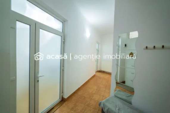 PRET NOU! Apartament spatios 4 camere - COMISION 0%