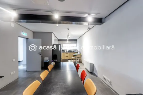 Hală industrială de vânzare 3495 mp zona Arad