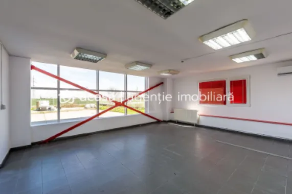 Hală industrială de vânzare 3495 mp zona Arad