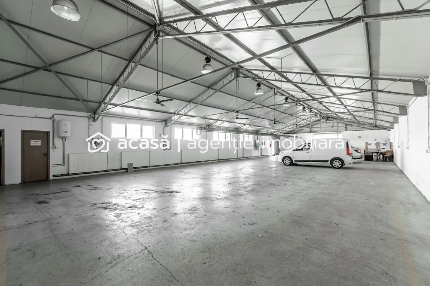 4.049 mp Hale industriale în Arad, aproape de A1 - Vă oferim spre achiziție 3 hale industriale ideale pentru producție și depozitare. Datorită localizării și prețului imobilului, achizitionarea imobilelor reprezintă o oportunitate de investiție. Suprafață hale: 4.049 mp (244 eur/mp construit) Suprafață teren: 10.464 mp Utilități: apă, gaz, curent, canalizare Locație: Arad, Strada Pădurii Pentru mai multe informații ne puteți contacta la: 0721356746 Florin Moș Consultant imobiliar Agenția imobiliară ACASĂ CP1787775 Arad, Bulevardul Decebal, Nr. 2, Parter }}