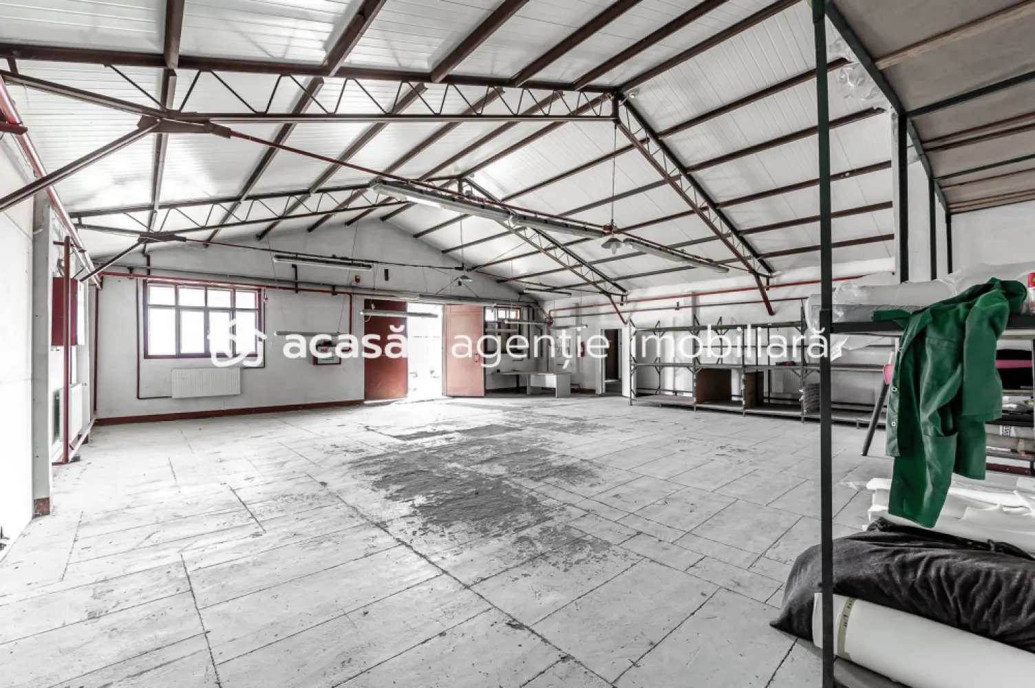 4.049 mp Hale industriale în Arad, aproape de A1