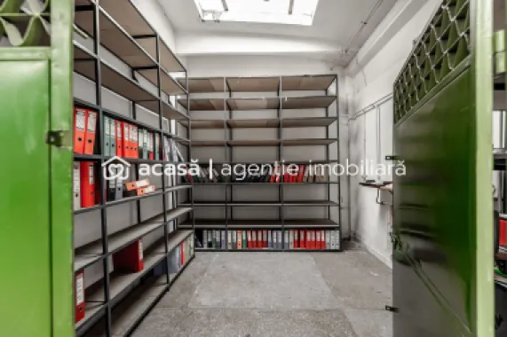4.049 mp Hale industriale în Arad, aproape de A1