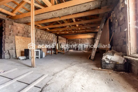 Apartament spatios cu potential enorm in Gradiste Comision 0%