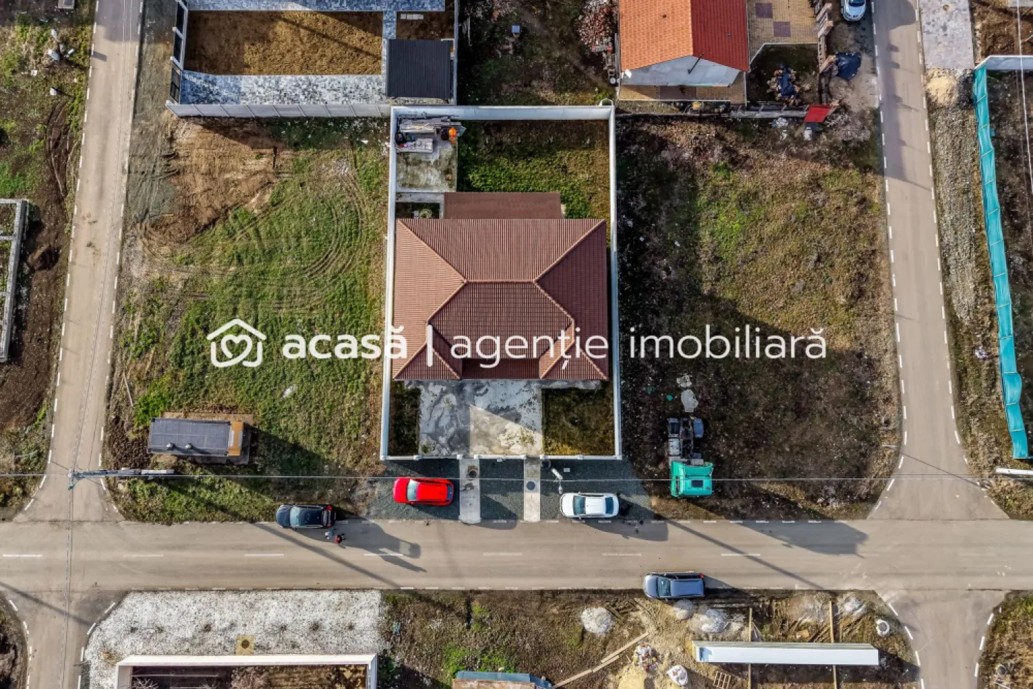 Doua case de vanzare la pret de una in Vladimirescu cartierul Florilor