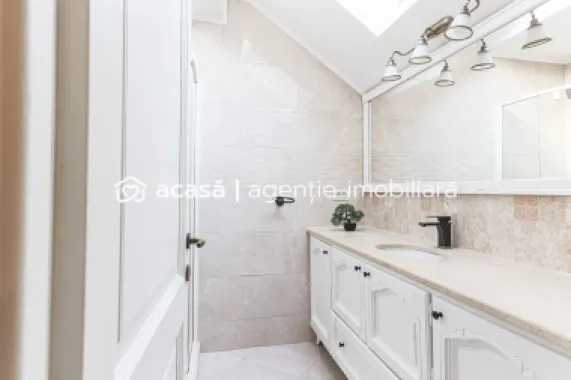 Casă premium în Subcetate, construcție nouă finisaje de lux Comision 0