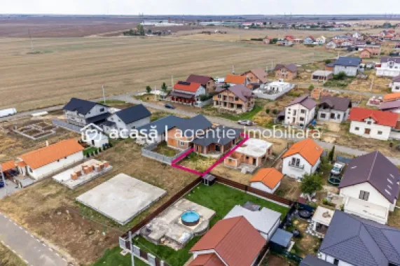 Casă nefinisata la sol in Fântânele, cartier nou Comsion 0