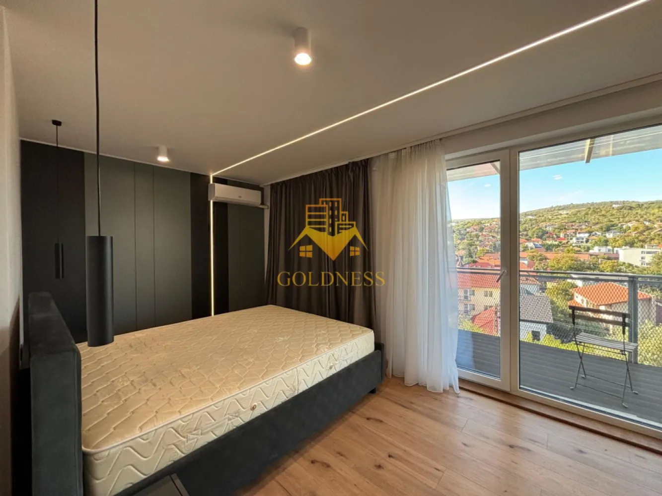 Penthouse mobilat lux, parcare, AC, bloc nou, Semicentral, zona Horea