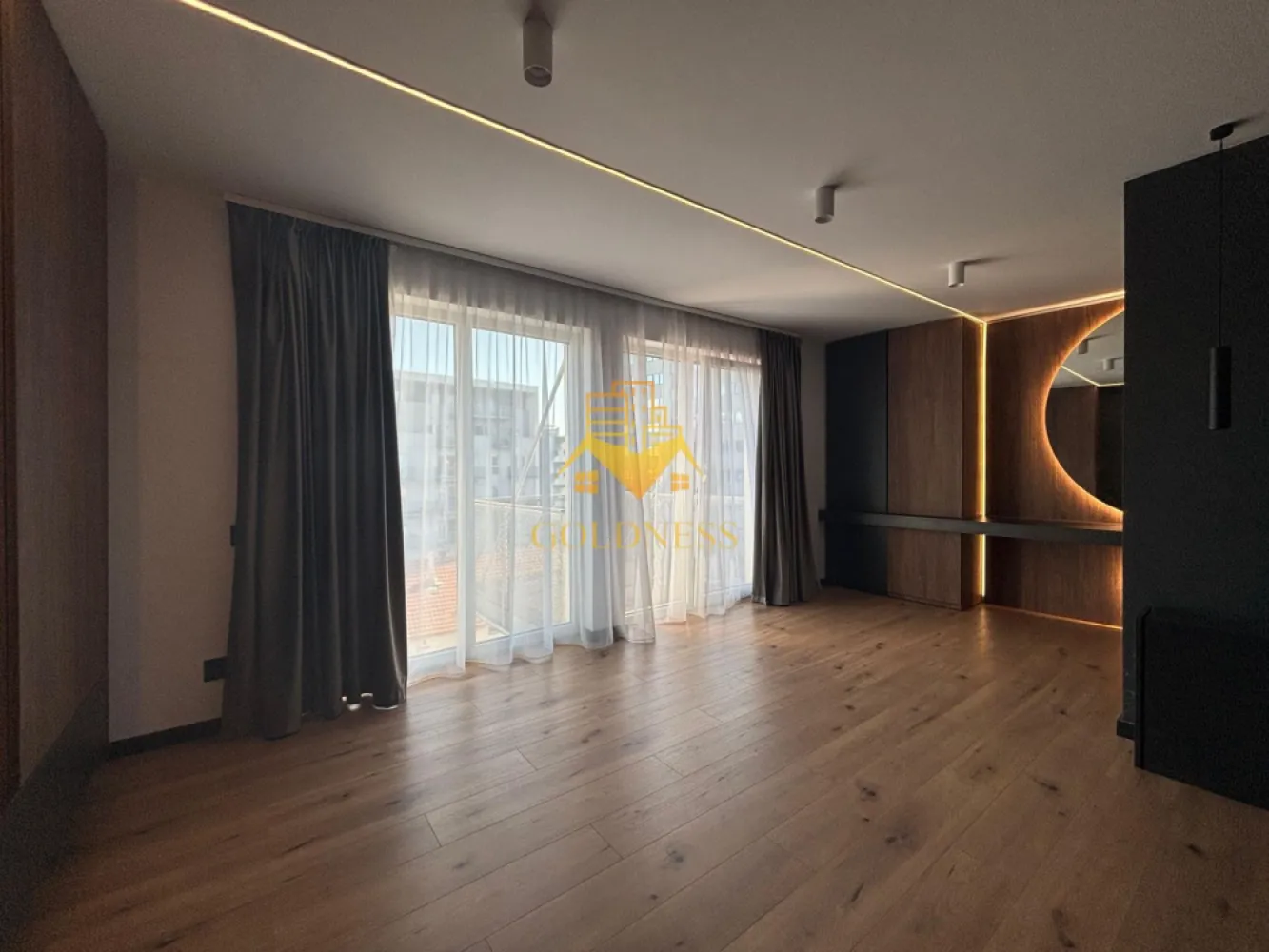 Penthouse mobilat lux, parcare, AC, bloc nou, Semicentral, zona Horea