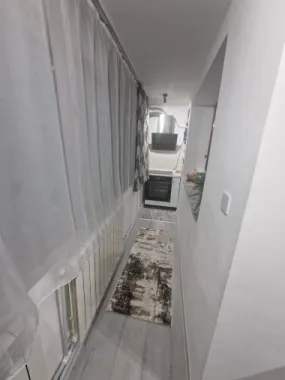 Vând apartament 2 camere Straja