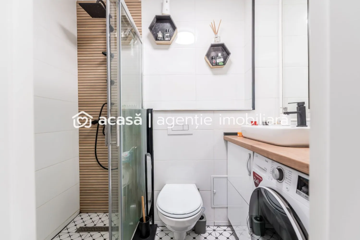 Garsonieră parter investiție inteligentă în Pârneava - Oportunitate de Investiție! Comision 0%. Îți prezentăm o garsonieră proaspăt renovată, situată în zona Parneava, la parterul unui bloc de locuințe cu 2 etaje, perfectă pentru cei care caută un randament excelent! Detalii cheie: Finisaje de excepție: Fiecare detaliu a fost gândit cu atenție pentru a oferi confort și stil. Chiriaș inclus: Cu un chiriaș deja stabilit, te bucuri de un randament de 6.66% din prima zi! Această garsonieră nu este doar un loc de trai, ci o oportunitate de a-ți diversifica portofoliul imobiliar. Nu lăsa această ocazie să treacă pe lângă tine! Contactează-ne acum pentru mai multe detalii și pentru a programa o vizionare la 0724694458 Dorel Vereș consultant imobiliar Acasă Arad. Fă un pas spre o investiție inteligentă! 🏡💼✨ Nu dispui de toată suma? Te ajutăm noi gratuit! Îți obținem oferte de la 16 bănci. Ai o proprietate de vânzare în Arad și vrei să știi cât valorează cu adevărat? Sună-mă pentru o evaluare gratuită, fără obligații. Birou: ACASĂ | Agenție imobiliară Arad Bulevardul Decebal 2, Arad 310133 }}