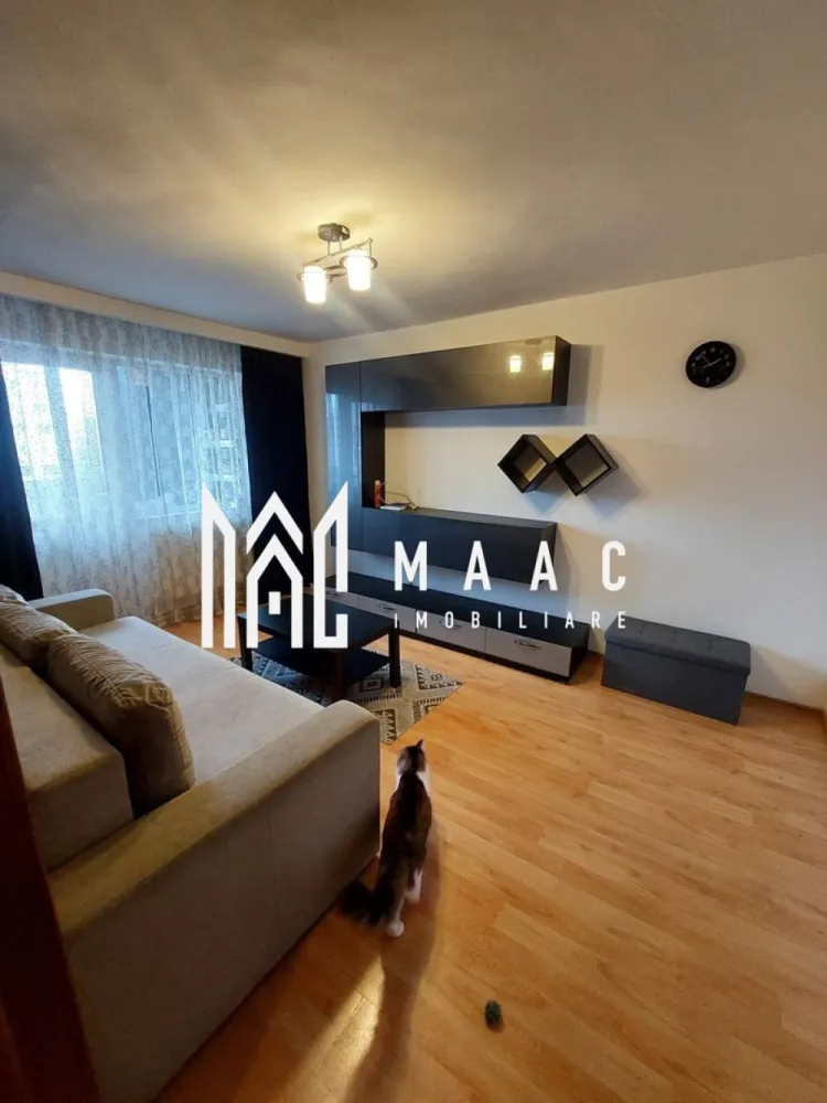 Apartament 3 camere | Ostroveni | Hermes | mobilat si utilat | centrala - MAAC IMOBILIARE vă propune spre vânzare un apartament 3 camere decomandat, etaj 7/10 complet mobilat și utilat – zona Hermes, Ostroveni | Râmnicu Vâlcea MAAC IMOBILIARE vă prezintă o oportunitate excelentă de achiziție: un apartament cu 3 camere, decomandat, situat într-una dintre cele mai apreciate zone ale municipiului Râmnicu Vâlcea – Hermes, în cartierul Ostroveni. Proprietatea se remarcă prin compartimentarea eficientă, poziționarea avantajoasă la etaj intermediar și faptul că se vinde complet mobilată și utilată, fiind pregătită pentru mutare imediată, fără investiții suplimentare. Suprafețe: Suprafață utilă: 47,61 mp Balcon: 3,91 mp Suprafață totală: 51,52 mp Etaj: 7 din 10 Etaj intermediar – echilibru ideal între confort termic și priveliște Bloc cu regim de înălțime P+10 Compartimentare practică și funcțională: -Living generos, luminos, ideal pentru relaxare și socializare -Două dormitoare bine dimensionate, potrivite atât pentru familie, cât și pentru birou/guest room -Bucătărie separată, eficient organizată -Baie -Balcon – spațiu suplimentar pentru depozitare sau relaxare Compartimentarea decomandată oferă intimitate și un flux optim al spațiului, fiind potrivită pentru orice tip de familie. Dotări și finisaje: Se vinde complet mobilat și utilat, conform fotografiilor Centrală termică proprie – control eficient al costurilor și confort termic sporit Mobilier bine întreținut Electrocasnice incluse Spații bine optimizate pentru depozitare Apartament luminos, cu expunere favorabilă Avantaje cheie: -Mutare imediată – nu necesită renovări -Etaj intermediar (7/10) – confort și siguranță -Compartimentare decomandată (foarte căutată) -Ideal atât pentru locuit, cât și pentru investiție -Priveliște deschisă și lumină naturală pe tot parcursul zilei Localizare – zona Hermes, Ostroveni: Imobilul este amplasat într-o zonă cu acces facil către toate punctele de interes: -magazine și supermarketuri -școli și grădinițe -farmacii și servicii -mijloace de transport în comun Zona este recunoscută pentru liniște, accesibilitate și infrastructură bine dezvoltată. Ideal pentru: -familie sau cuplu care își dorește o locuință gata de mutare -investiție sigură, cu potențial ridicat de închiriere Pentru mai multe informații sau pentru programarea unei vizionări, contactați echipa MAAC IMOBILIARE! CP3017918 }}