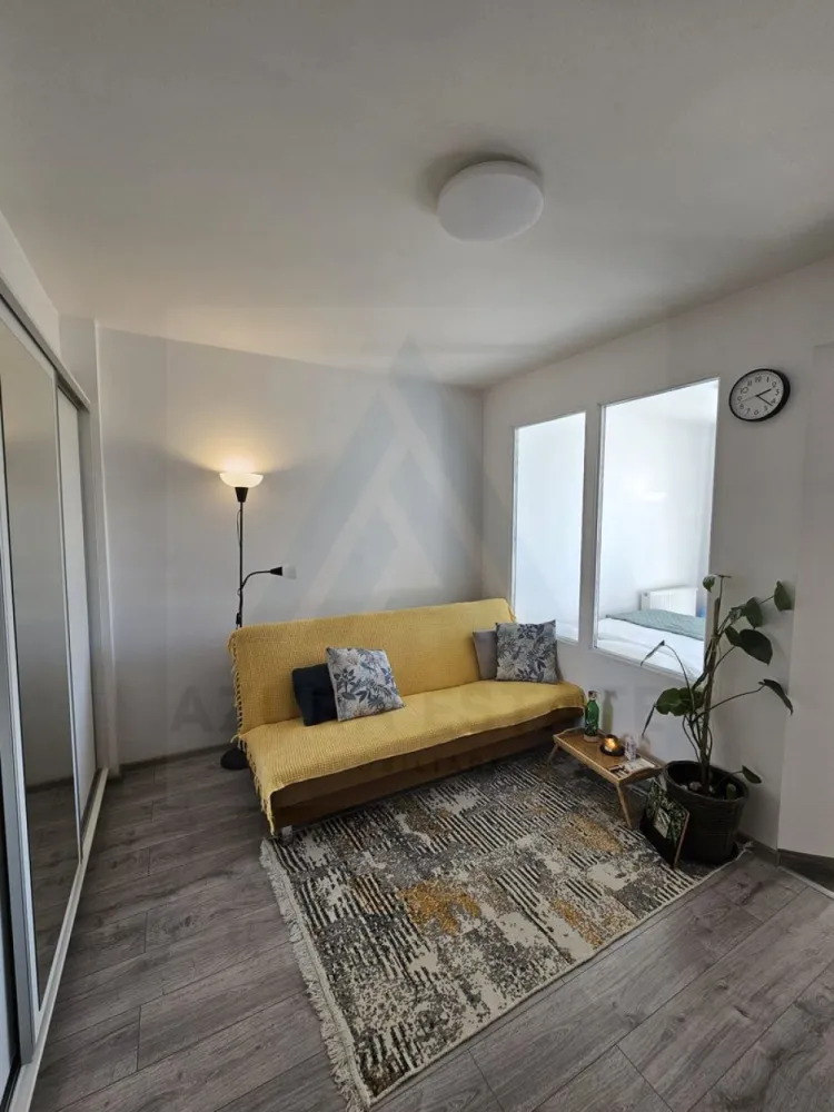 Studio modern etaj 2 dormitor separat parcare privata in Arhitectilor