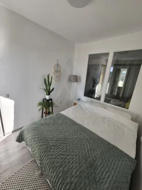 Studio dormitor separat etaj 2 cu parcare privata in Arhitectilor