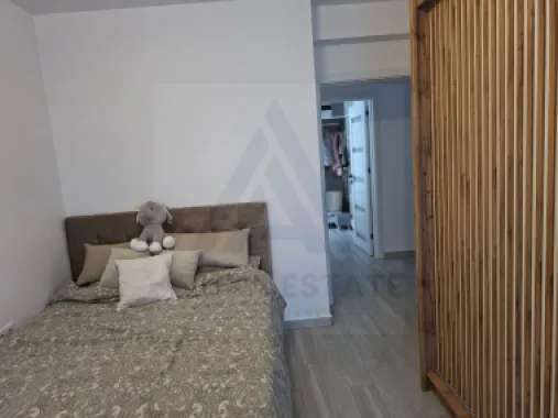 Casa moderna 4 camere 2 bai si curte libera 220 mp pe Calea Cisnadiei