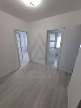 Apartament complet renovat 2 camere si bucatarie inchisa zona Rahovei