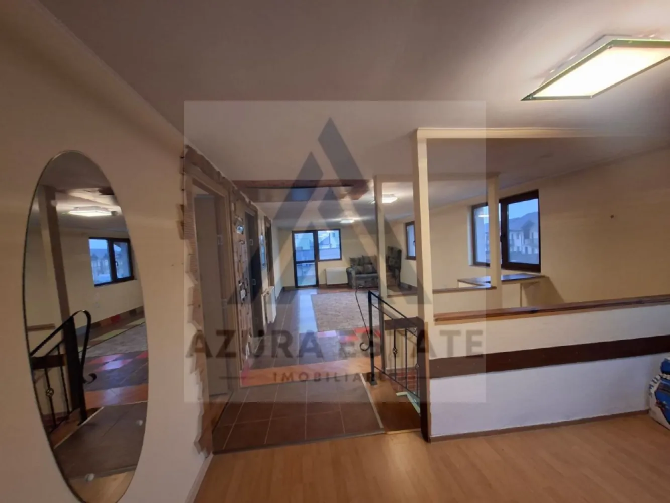 Locuinta 168 mp utili teren 306 mp si parcare privata in Selimbar