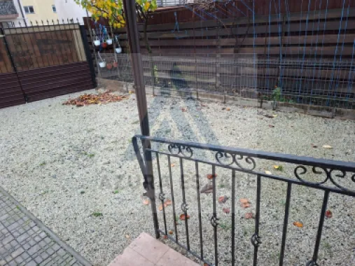 Locuinta 168 mp utili teren 306 mp si parcare privata in Selimbar