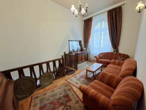 Apartament ultracentral 68 mp utili renovat premium Strada Arhivelor