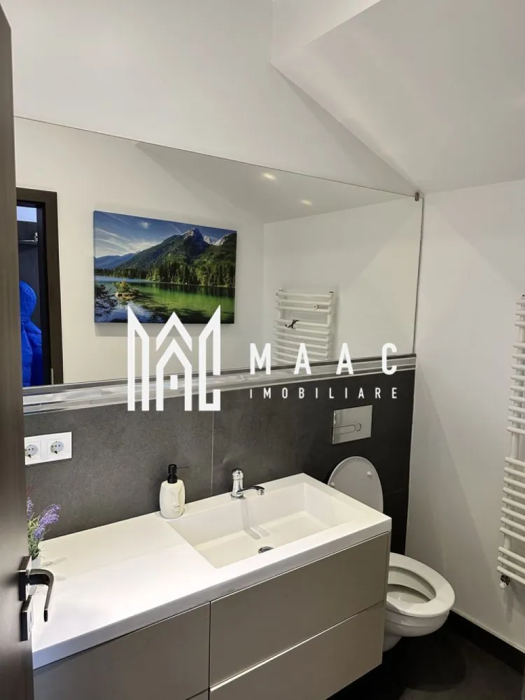 Casă insiruita 4 camere | 150 mpu | Selimbar - MAAC Imobiliare vă propune spre vânzare o casă intr-o zonă liniștită din Șelimbăr construită în 2016, pe un teren de 318 mp. Proprietatea oferă aproximativ 150 mp utili, distribuiți pe parter și etaj. La parter regăsim holul, o baie, dressingul, bucătăria și livingul open-space, precum și terasa exterioară. Etajul este format din trei camere, fiecare cu balcon, două băi și un hol. Curtea este amenajată, dispune de garaj și patru locuri de parcare, iar întreaga proprietate este împrejmuită și dotată cu poartă pietonală și auto. Casa se predă la cheie, cu toate utilitățile disponibile. Pentru mai multe detalii, vă rugăm sa ne contactați, specificand ID: CP2809096 }}