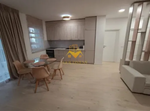 2 camere, modern, garaj,AC,bloc nou, zona Centrala, Record Park, Paris