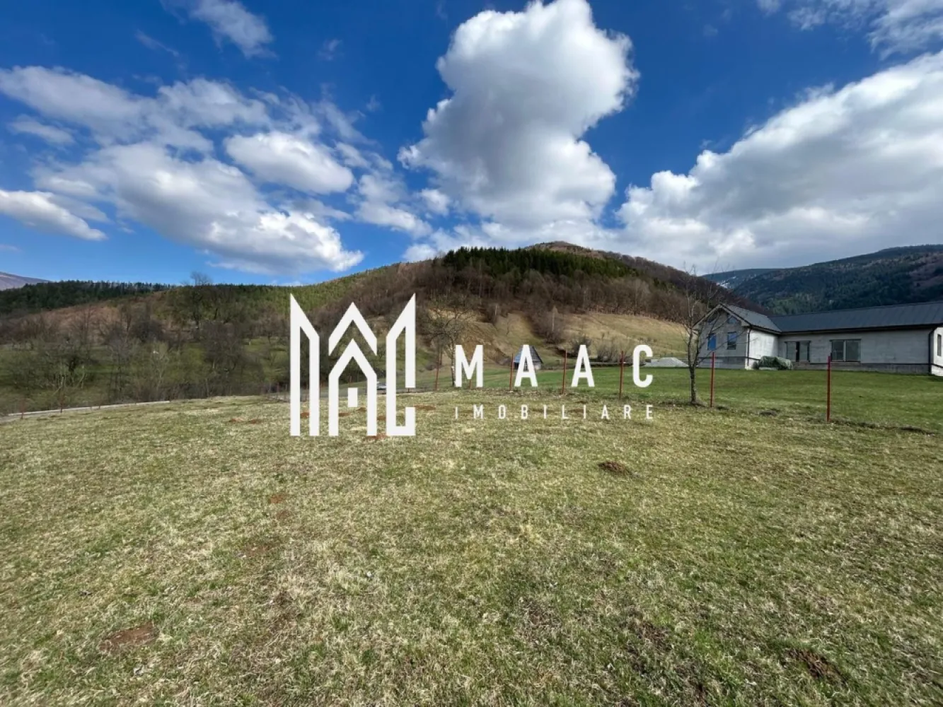 Teren intravilan I 1000 mp I Raul Sadului