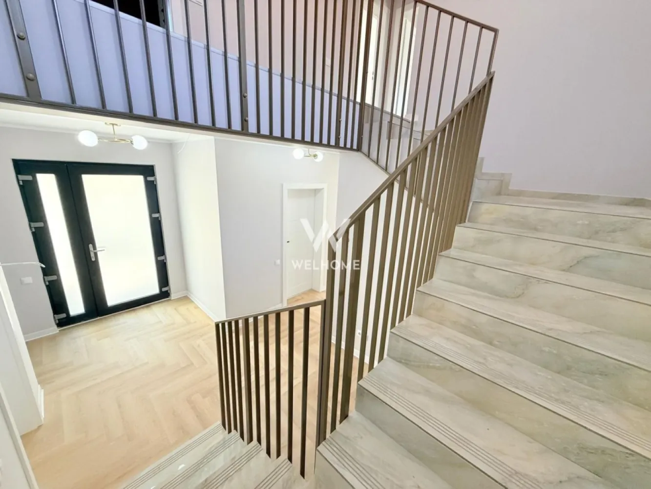 Casă individuală premium de vânzare în Șelimbăr – 650 mp teren