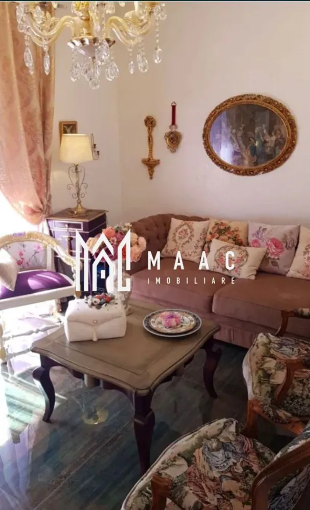 Apartament 2 camere | 55MPU | Gradina | Arhitectilor - MAAC Imobiliare vă propune spre vânzare un apartament cu 2 camere modern, situat în Cartierul Arhitecților, o zonă rezidențială în plină dezvoltare, ideală pentru locuire sau investiție imobiliară. Proprietatea beneficiază de o poziționare avantajoasă, cu acces facil către Sibiu și proximitate față de magazine, zone verzi și multiple puncte de interes urban. Apartamentul are o suprafață utilă de 55,5 mp și este compartimentat eficient, oferind un spațiu generos, luminos și bine organizat, adaptat unui stil de viață modern: -living open-space cu bucătărie -dormitor -baie -balcon -grădină proprie Locuința se vinde complet mobilată, fiind pregătită pentru mutare imediată sau pentru exploatare în scop investițional. Confortul termic este asigurat prin încălzire în pardoseală, oferind eficiență și distribuție uniformă a căldurii în întreaga locuință. Printre avantajele suplimentare se regăsesc: -loc de parcare inclus -spațiu exterior tip grădină, ideal pentru relaxare -compartimentare modernă cu zonă de zi open-space -zonă liniștită, potrivită pentru locuit Apartamentul reprezintă o alegere excelentă atât pentru locuință personală, cât și pentru investiție, datorită poziționării și caracteristicilor sale. Prețul este negociabil. Pentru mai multe detalii și programarea unei vizionări, vă rugăm să ne contactați telefonic și să menționați CP3019370. }}