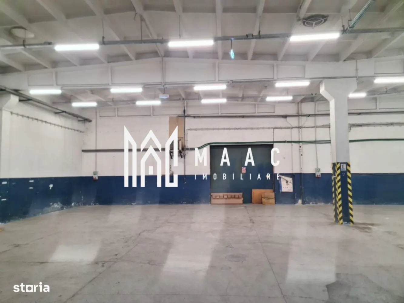 Hala Industrială I 570 mp I Acces Tir I Stefan Cel Mare - MAAC Imobiliare vă propune spre închiriere o hală industrială complet funcțională, situată în Zona Industrială Est din Sibiu – Strada Ștefan cel Mare, la doar 2 minute de accesul către autostrada A1.

 Suprafață totală: 570 mp, distribuită astfel:
Hala principală: 405 mp, ideală pentru activități de producție ușoară, depozitare, distribuție sau showroom comercial
Spații administrative: 165 mp, compartimentate în birouri, vestiare și grupuri sanitare
🔧 Caracteristici tehnice:

Înălțime utilă: 6 m
Acces TIR prin ușă industrială
Ușă separată pentru personal
Curent trifazic
Parcare generoasă – aproximativ 500 mp în curte

📍 Localizare excelentă, cu acces facil la:

Autostrada A1 (2 minute)
Zone de transport și distribuție
Rețea de infrastructură industrială

 Chirie lunară: 2.000 EUR + garanție în cuantumul unei luni de chirie
 Perioadă minimă de închiriere: 3 ani
 Pentru mai multe informații și programarea unei vizionări, vă rugăm să menționați ID anunț:CP2546647
