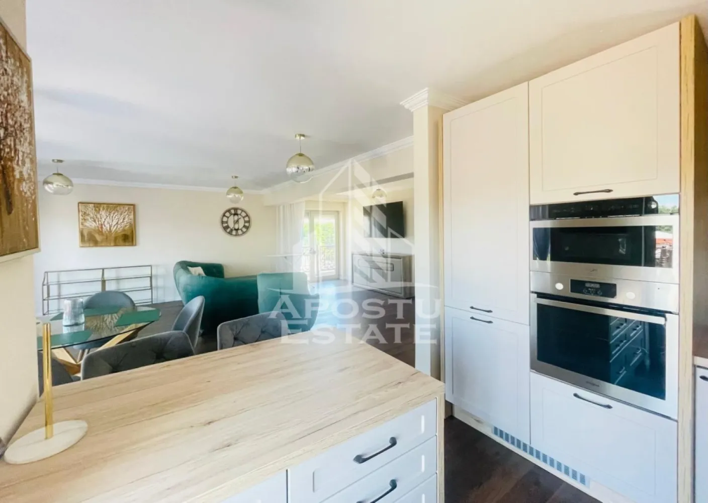 Penthouse Premium - Resort Exclusivist Subcetate