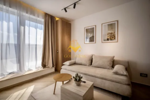 2 camere open space, Parcare, Premium, Terasa 150 mp, Intre Lacuri