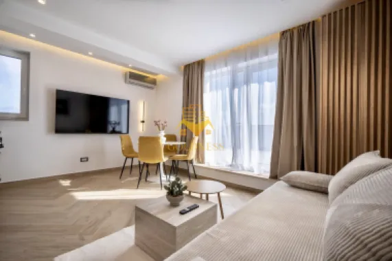 2 camere open space, Parcare, Premium, Terasa 150 mp, Intre Lacuri