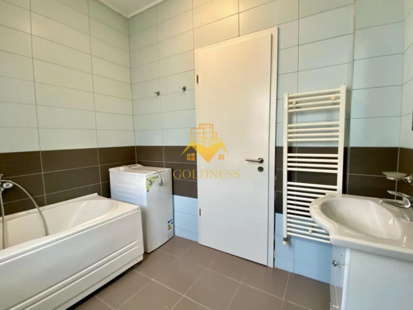 3 camere Parcare, Andrei Mureșanu, Calea Turzii, Constantin Brâncuși