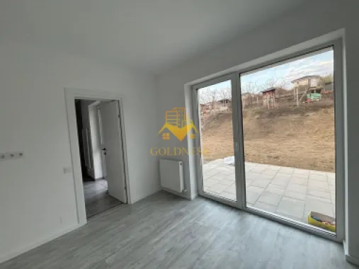 Casa moderna, prima inchiriere, 600 mp teren, curte, parcare, Dezmir