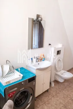 Apartament la Vila | 3 Camere | 150MPU | Parcare privata