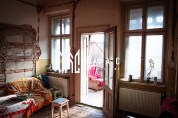 Apartament la Vila | 3 Camere | 150MPU | Parcare privata