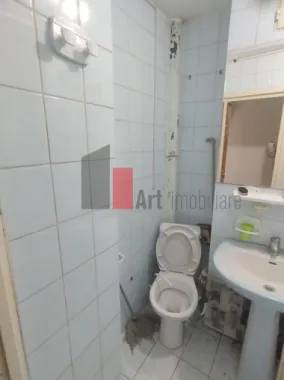 Vânzare apartament decomandat 2 camere - Metrou Lujerului