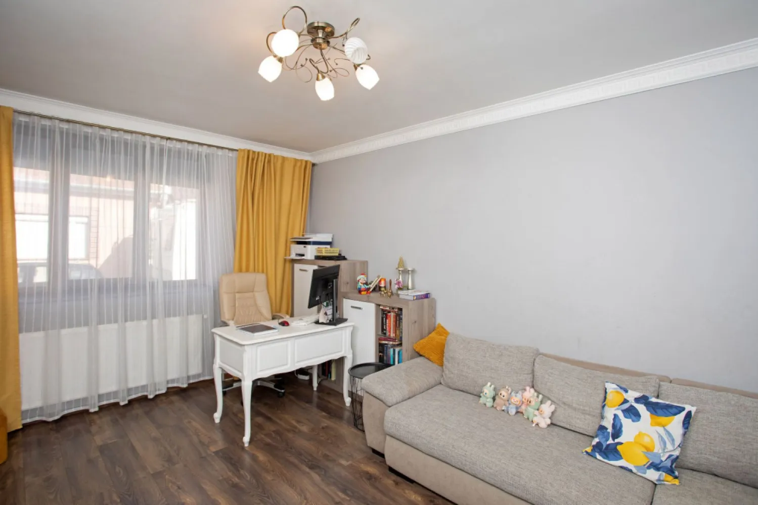 Vilă P+M, Clujului, 190 mp, teren 520 mp, singur în curte. 225 000 E