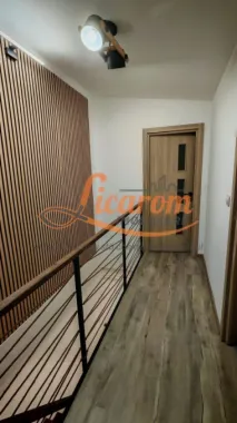 COMISION 0. Corp de casa,Carpatilor intrare in Racadau,P+E,4 camere.