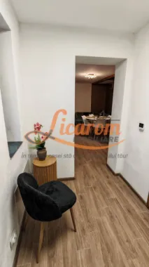 COMISION 0. Corp de casa,Carpatilor intrare in Racadau,P+E,4 camere.