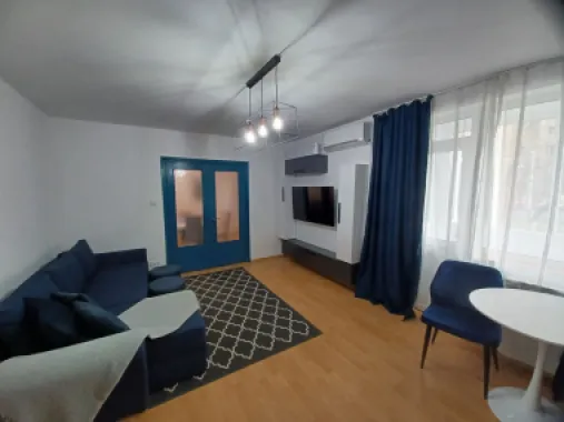 Chirie, 2 dormitoare, str. Sovata. 400 E/lună negociabil. Comision 0.