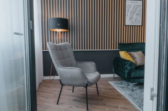 2 camere, ultracentral, Oradea. 185 000 E + TVA. Comision 0