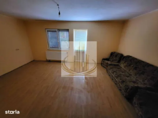 Casă spațioasă, versatilă – ideală pentru firmă sau locuință