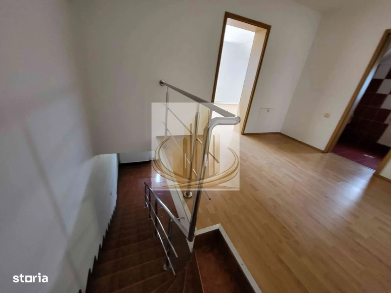 Casă spațioasă, versatilă – ideală pentru firmă sau locuință