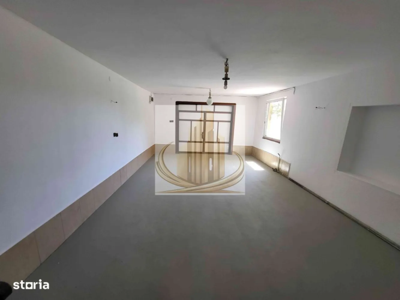 Casă spațioasă, versatilă – ideală pentru firmă sau locuință